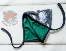 Load image into Gallery viewer, Black Moon Phases Pixie Hat-9-12m