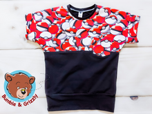 Load image into Gallery viewer, Pokeball Grow With Me T-shirt/ 6-9Y
