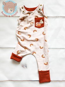 Neutral Rainbow Pomperall- 3-12m